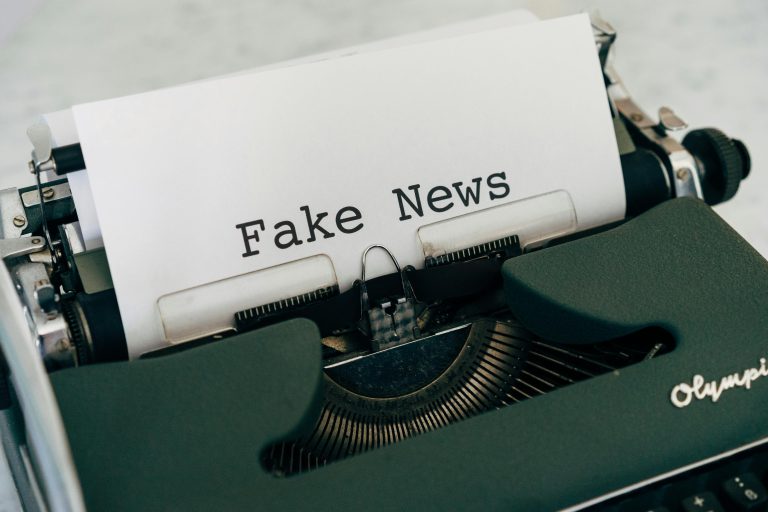 Waspada Hoax! Kuota Umroh Hanya 300 per Agen? Cek Faktanya!