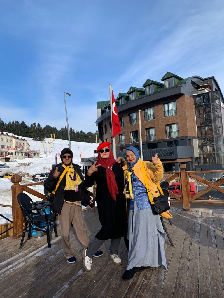 2a6debe0-8f93-4a4b-8fff-7f33db7dedaf