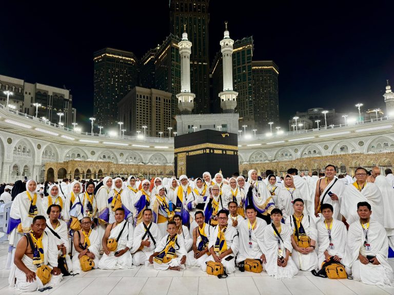 Paket Umroh Akhir Tahun Hemat! Cocok Untuk Liburan Sekolah!