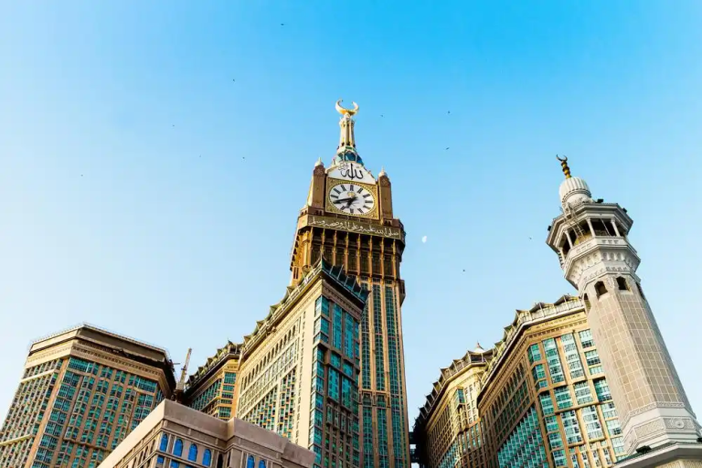 55+ Hotel Terdekat Ka’bah & Masjid Nabawi, Akses Jalan Kaki!